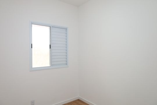 Quarto 1 de apartamento para alugar com 2 quartos, 40m² em Vila Carmosina, São Paulo