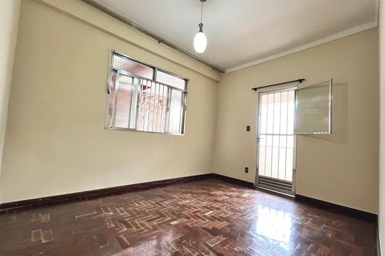 Casa para alugar com 2 quartos, 102m² em São Mateus, Juiz de Fora