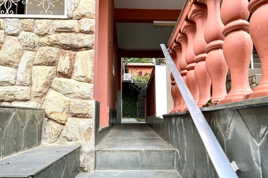 Área externa de casa para alugar com 2 quartos, 102m² em São Mateus, Juiz de Fora