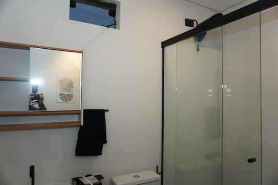 Banheiro de apartamento para alugar com 1 quarto, 30m² em Vila Maria Auxiliadora, Embu das Artes