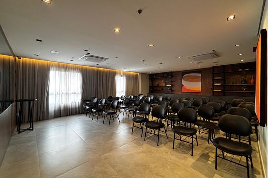 Sala de reunião  de kitnet/studio à venda com 1 quarto, 26m² em Melville Empresarial Ii, Barueri