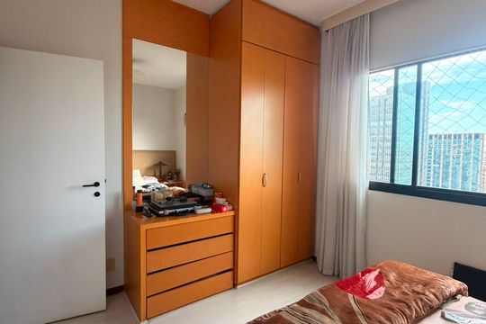 Apartamento à venda com 2 quartos, 82m² em Savassi, Belo Horizonte