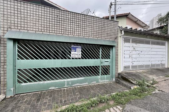 Fachada de casa à venda com 3 quartos, 110m² em Chácara Monte Alegre, São Paulo