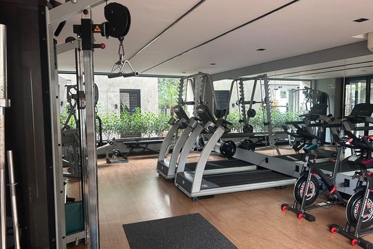 Área externa de apartamento para alugar com 4 quartos, 200m² em Moema, São Paulo