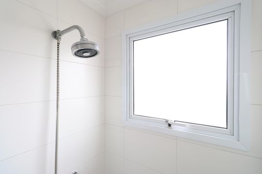 Banheiro da Suíte 1 de apartamento à venda com 3 quartos, 186m² em Vila Hamburguesa, São Paulo