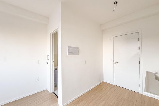 Studio de kitnet/studio para alugar com 1 quarto, 17m² em Jardim Jaragua (sao Domingos), São Paulo