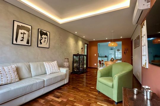 Apartamento à venda com 3 quartos, 104m² em Coracao de Jesus, Belo Horizonte