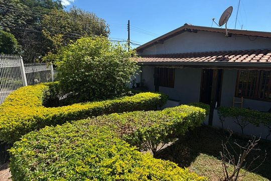 Fachada de casa à venda com 4 quartos, 208m² em Vila Castelo Branco, Campinas