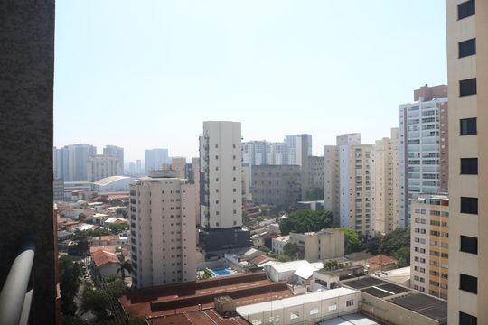 Vista da varanda da sala de apartamento para alugar com 1 quarto, 27m² em Pompeia, São Paulo