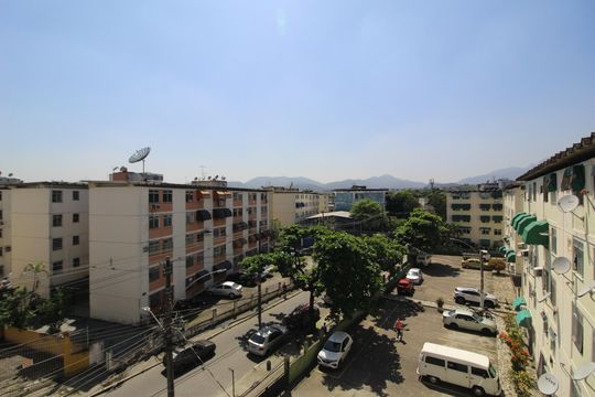 Vista Sala  de apartamento à venda com 2 quartos, 45m² em Taquara, Rio de Janeiro