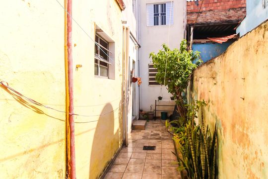 Quintal de casa à venda com 4 quartos, 90m² em Belenzinho, São Paulo