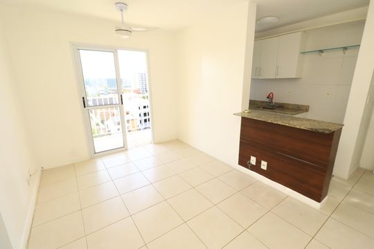 Apartamento para alugar com 2 quartos, 56m² em Itapuã, Salvador