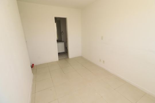 Apartamento para alugar com 2 quartos, 56m² em Itapuã, Salvador