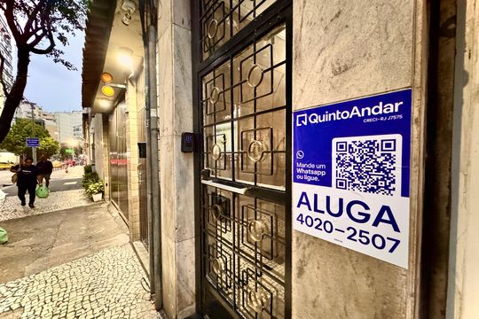 Fachada de apartamento à venda com 2 quartos, 70m² em Centro, Rio de Janeiro