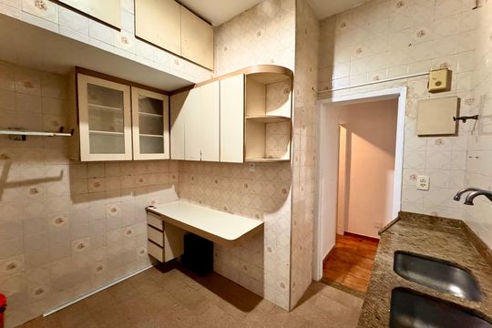 Cozinha de apartamento à venda com 2 quartos, 70m² em Centro, Rio de Janeiro