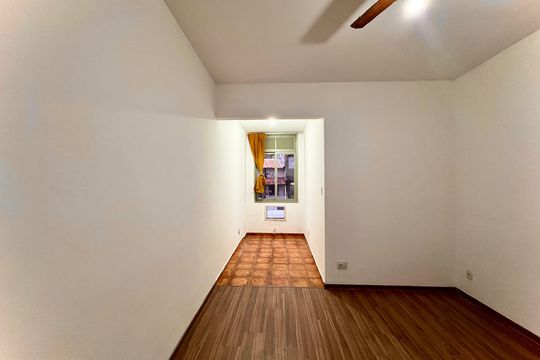 Apartamento à venda com 2 quartos, 70m² em Centro, Rio de Janeiro