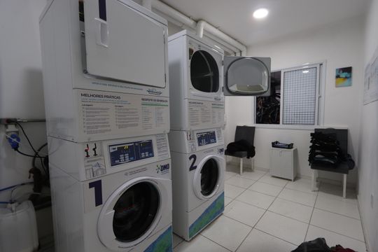 Área comum - Lavanderia Coletiva de apartamento para alugar com 2 quartos, 28m² em Vila Tolstoi, São Paulo
