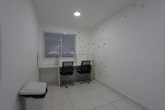 Área comum - Home Office de apartamento para alugar com 2 quartos, 28m² em Vila Tolstoi, São Paulo