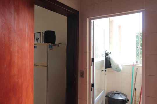 Cozinha e Área de Serviço de apartamento para alugar com 3 quartos, 75m² em São Luiz, Belo Horizonte