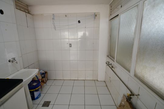 Área de Serviço de apartamento para alugar com 2 quartos, 72m² em Centro, Campinas