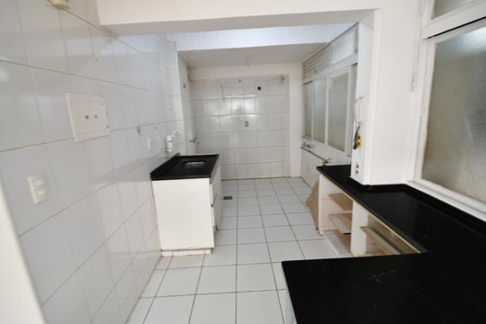 Cozinha de apartamento para alugar com 2 quartos, 72m² em Centro, Campinas