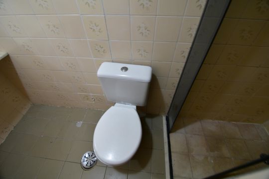 Banheiro de apartamento para alugar com 2 quartos, 72m² em Centro, Campinas