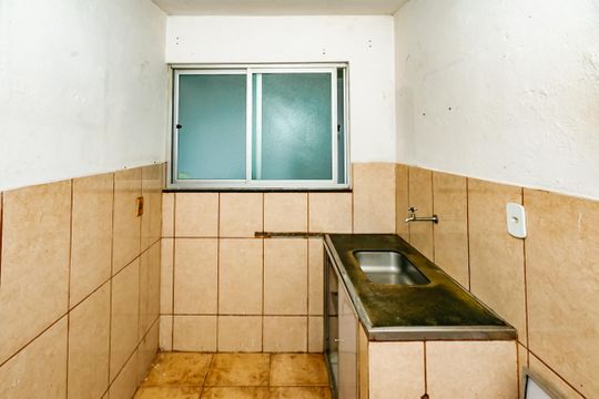 Cozinha de casa para alugar com 1 quarto, 50m² em Flamengo (justinópolis), Ribeirão das Neves
