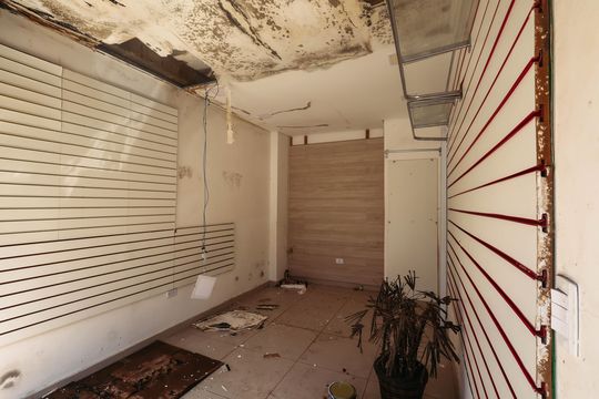 Garagem de casa à venda com 2 quartos, 105m² em Vila Deodoro, São Paulo
