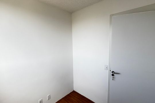 Quarto 2 de apartamento para alugar com 2 quartos, 38m² em Jardim, Santo André