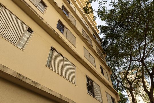 Fachada de apartamento para alugar com 3 quartos, 95m² em Indianópolis, São Paulo