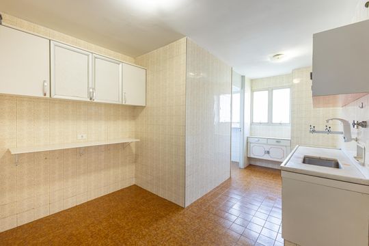 Cozinha de apartamento para alugar com 3 quartos, 95m² em Indianópolis, São Paulo