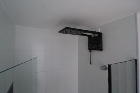 Banheiro de apartamento para alugar com 1 quarto, 5m² em Moema, São Paulo