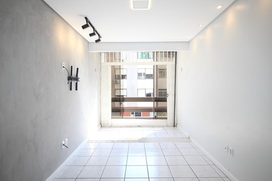 Apartamento para alugar com 1 quarto, 46m² em Vila Ipiranga, Porto Alegre