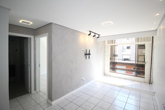 Apartamento para alugar com 1 quarto, 46m² em Vila Ipiranga, Porto Alegre