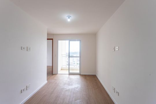 Apartamento para alugar com 2 quartos, 50m² em Vila Maria Leonor, Diadema