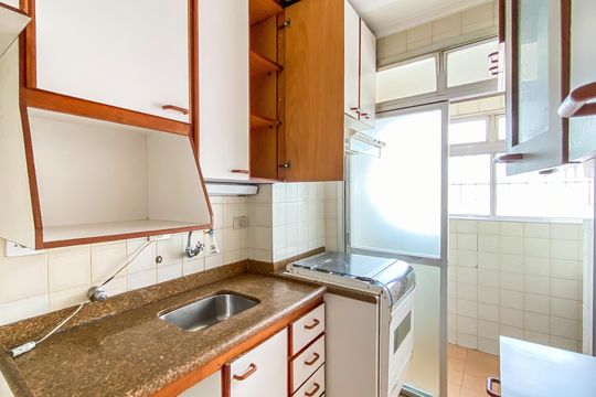 Cozinha  de apartamento à venda com 2 quartos, 48m² em Penha de França, São Paulo