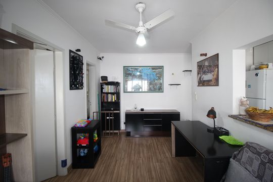Sala de apartamento à venda com 1 quarto, 31m² em Passo D’areia, Porto Alegre