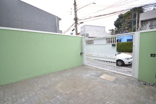 Garagem de casa à venda com 3 quartos, 127m² em Jardim Sarah, São Paulo