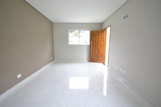 Sala de casa à venda com 3 quartos, 127m² em Jardim Sarah, São Paulo