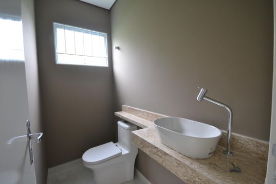 Lavabo de casa à venda com 3 quartos, 127m² em Jardim Sarah, São Paulo