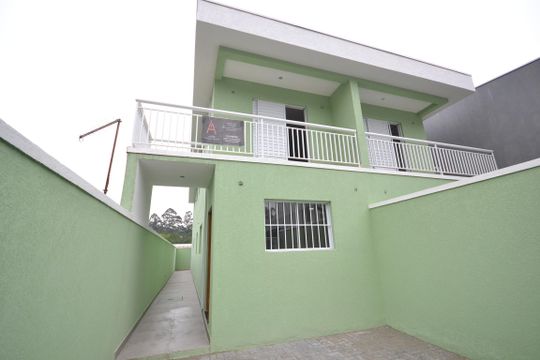 Fachada de casa à venda com 3 quartos, 127m² em Jardim Sarah, São Paulo