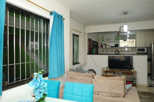 Casa à venda com 3 quartos, 120m² em Itaquera, São Paulo