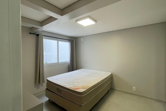 Quarto  de kitnet/studio para alugar com 1 quarto, 55m² em Jardim Eldorado, Palhoça