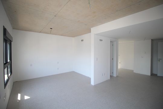 Apartamento para alugar com 0 quarto, 45m² em Petrópolis, Porto Alegre