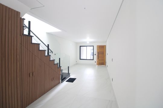 Casa à venda com 3 quartos, 145m² em Jardim Sabara, São Paulo