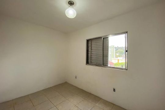 Quarto de apartamento para alugar com 1 quarto, 30m² em Vila Nova, Novo Hamburgo