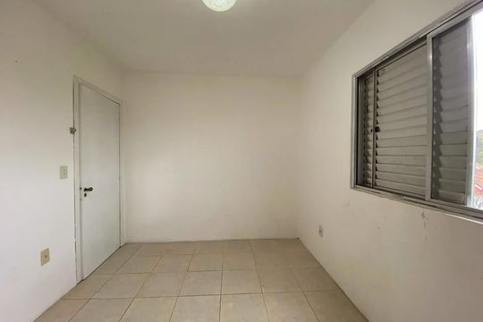 Quarto de apartamento para alugar com 1 quarto, 30m² em Vila Nova, Novo Hamburgo