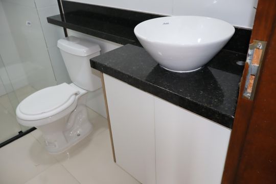 Banheiro de apartamento para alugar com 2 quartos, 49m² em Vila Bela, São Paulo