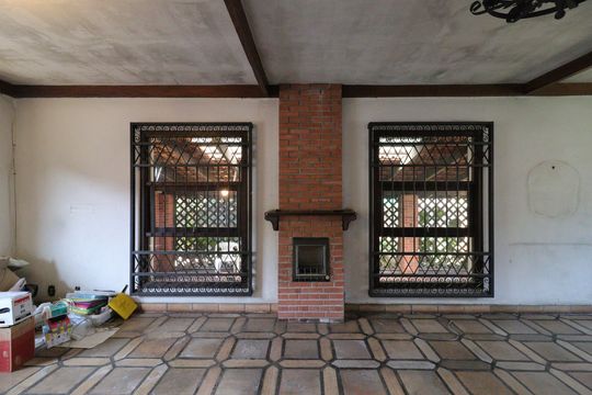 Sala de visita de casa à venda com 4 quartos, 569m² em Interlagos, São Paulo