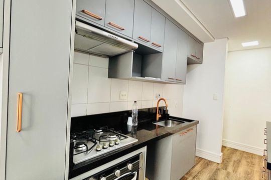 Apartamento para alugar com 2 quartos, 81m² em Alphaville Empresarial, Barueri